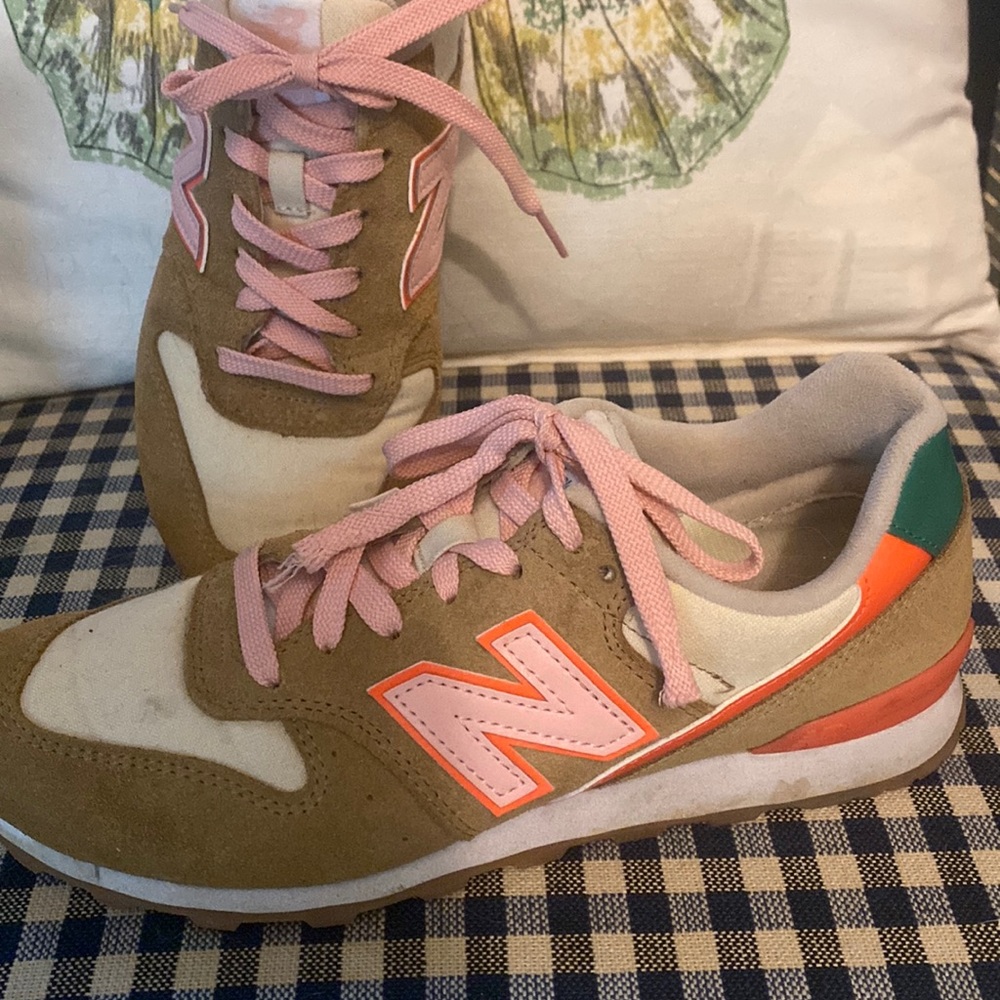 New Balance 696 Tan Pink Accent Athletic Sneakers